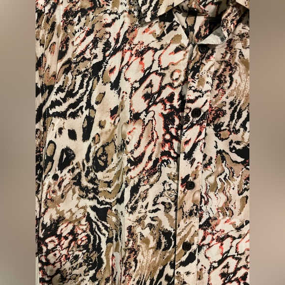 Men’s Cotton On Print Button Down Shortsleeve Shirt - Picture 2 of 4